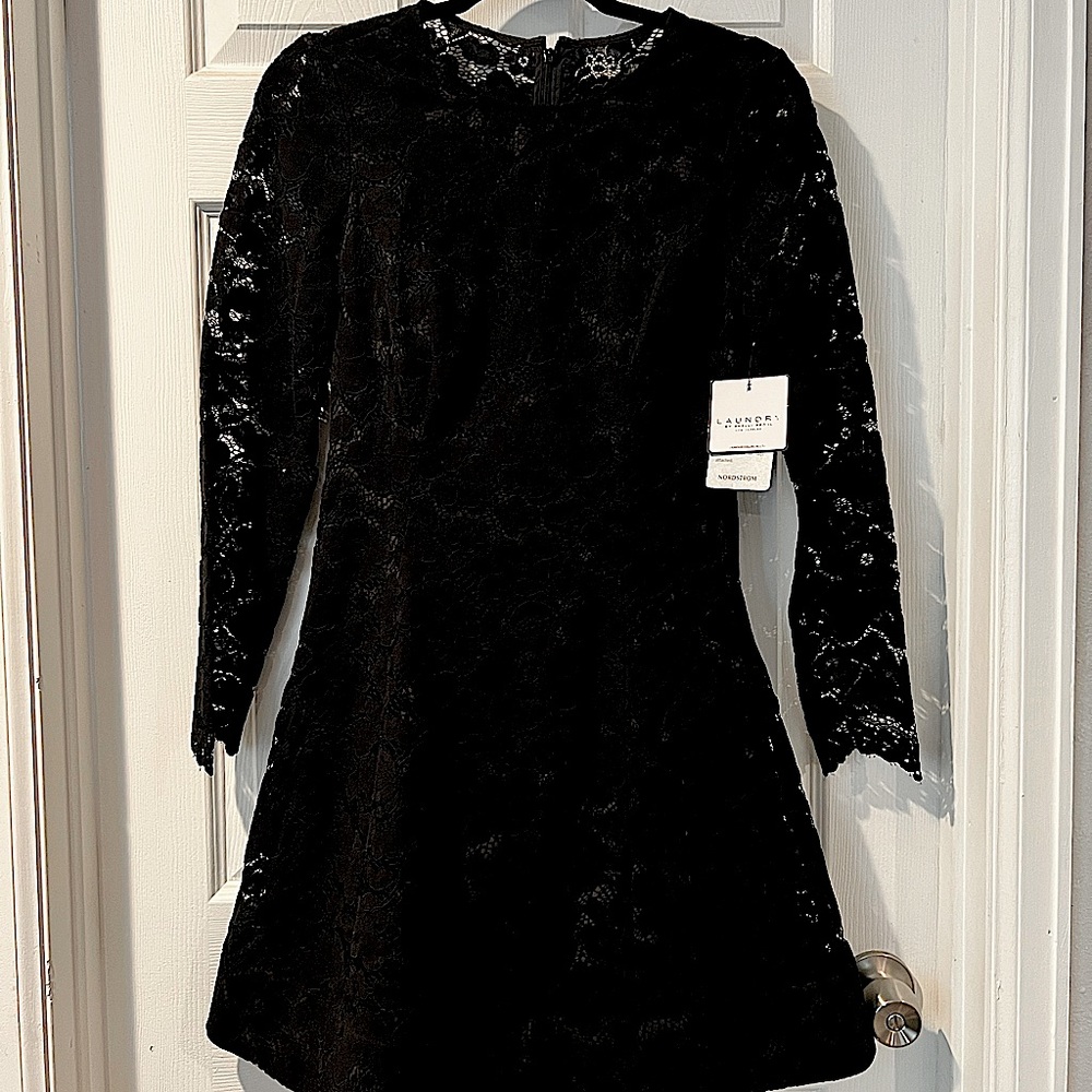 Laundry by Shelli Segal Nordstrom NWT new with tags size 4 black lace dress